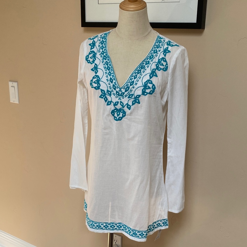 Chic White Tunic with Turquoise Embroidery and Tiny Pearls